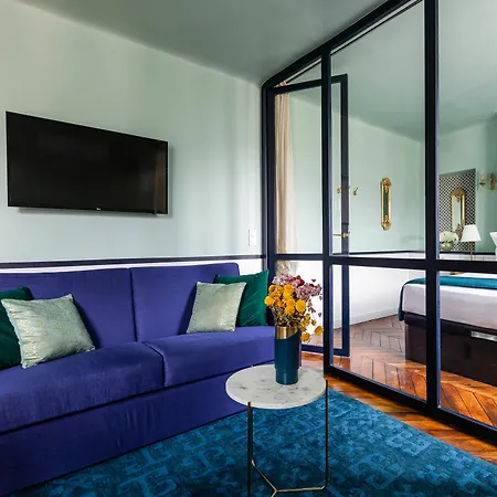 Luxury 2 Bedroom Louvre And Champs Elysees Apartment
