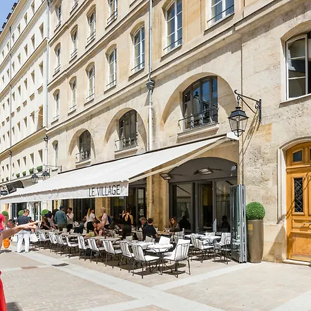 Apartment Luxury 2 Bedroom Louvre And Champs Elysees Paris